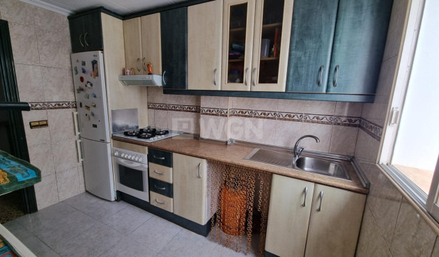 Resale - Apartment / flat - Torrevieja - Habaneras