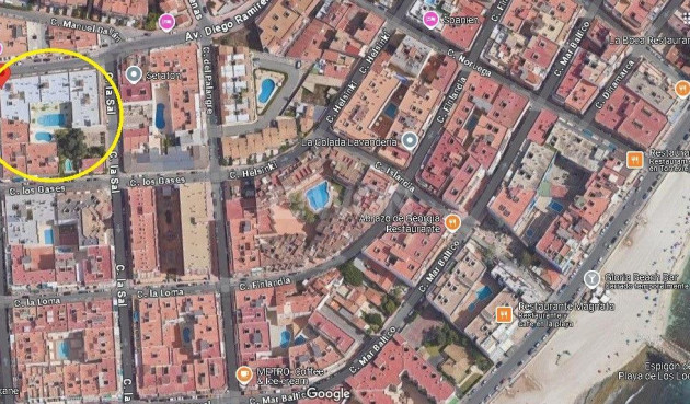 Odsprzedaż - Mieszkanie w bloku - Torrevieja - Playa del Cura