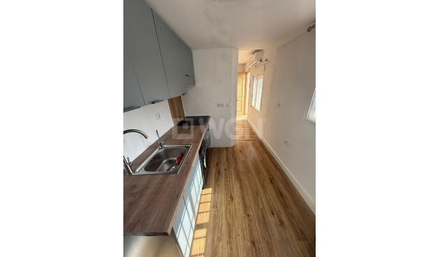 Odsprzedaż - Kamienica - Torrevieja - La Siesta - El Salado - Torreta