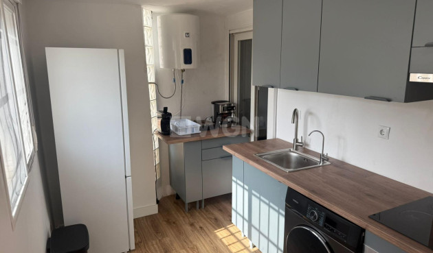 Odsprzedaż - Kamienica - Torrevieja - La Siesta - El Salado - Torreta