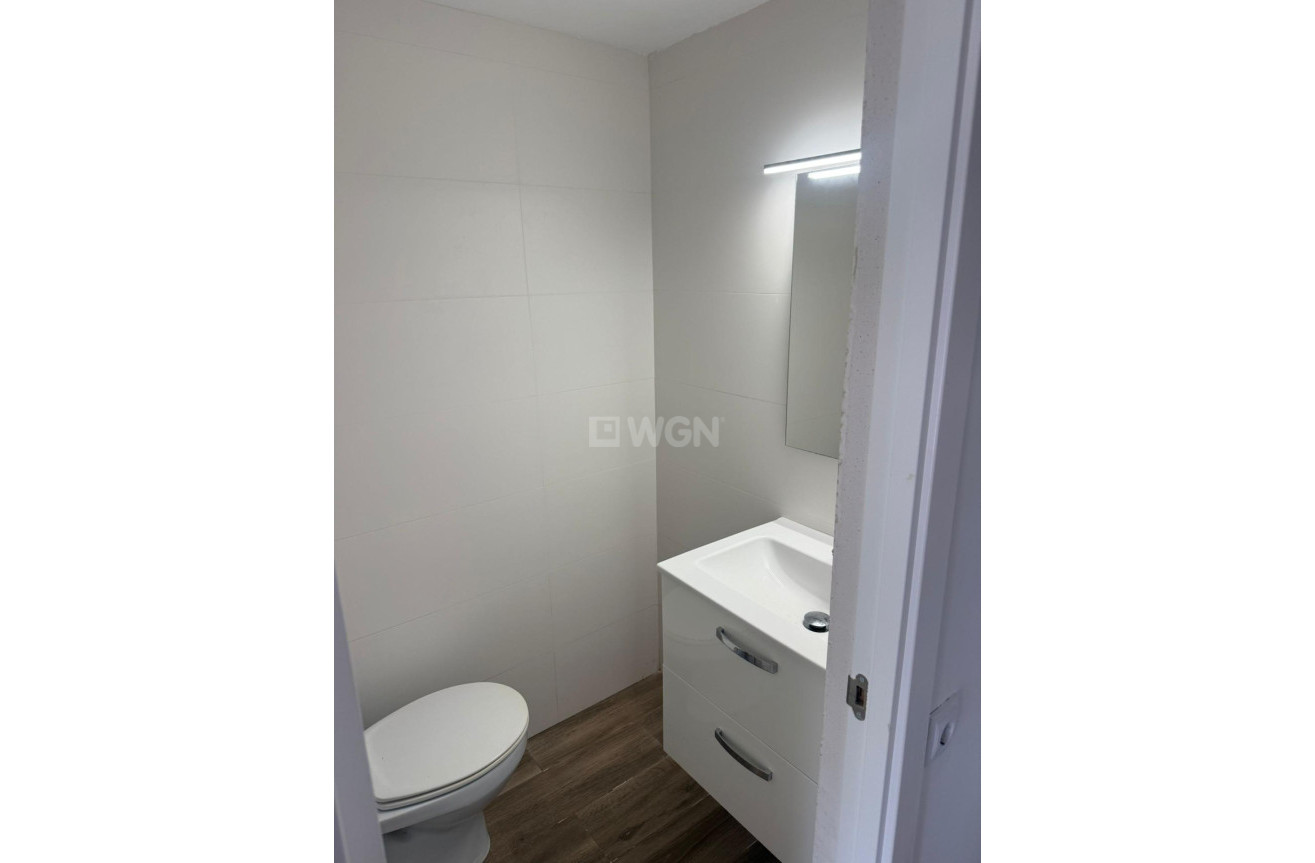 Odsprzedaż - Kamienica - Torrevieja - La Siesta - El Salado - Torreta