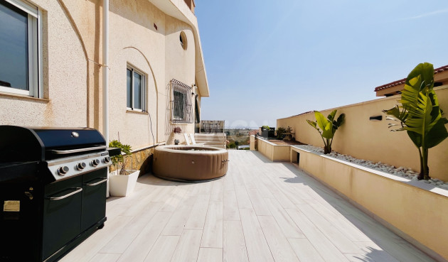 Resale - Villa - San Miguel de Salinas - Inland