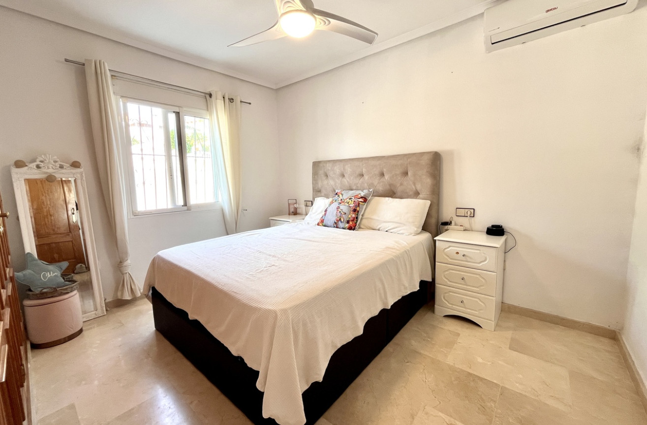 Resale - Villa - San Miguel de Salinas - Inland