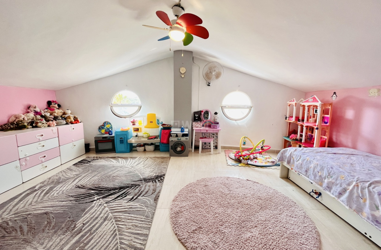 Resale - Villa - San Miguel de Salinas - Inland