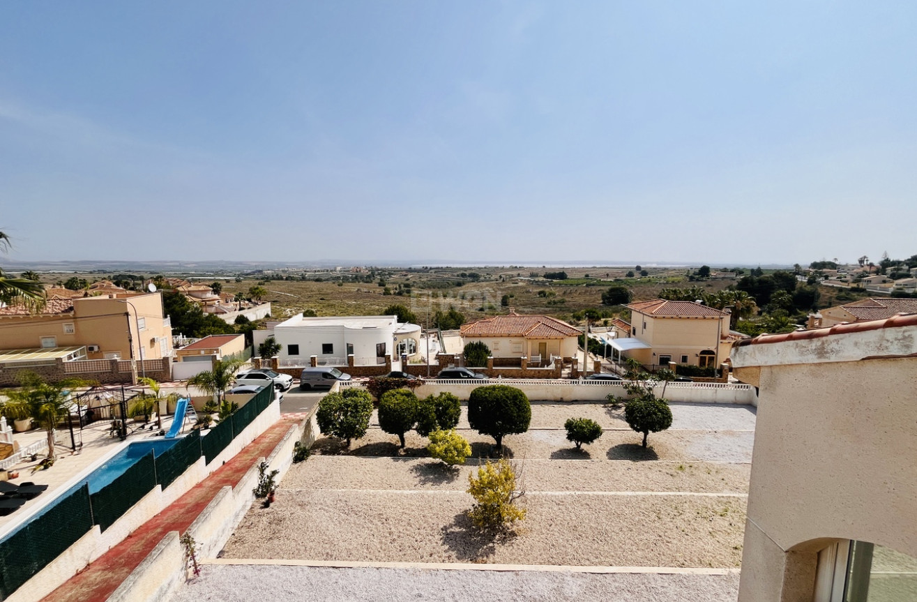 Resale - Villa - San Miguel de Salinas - Inland