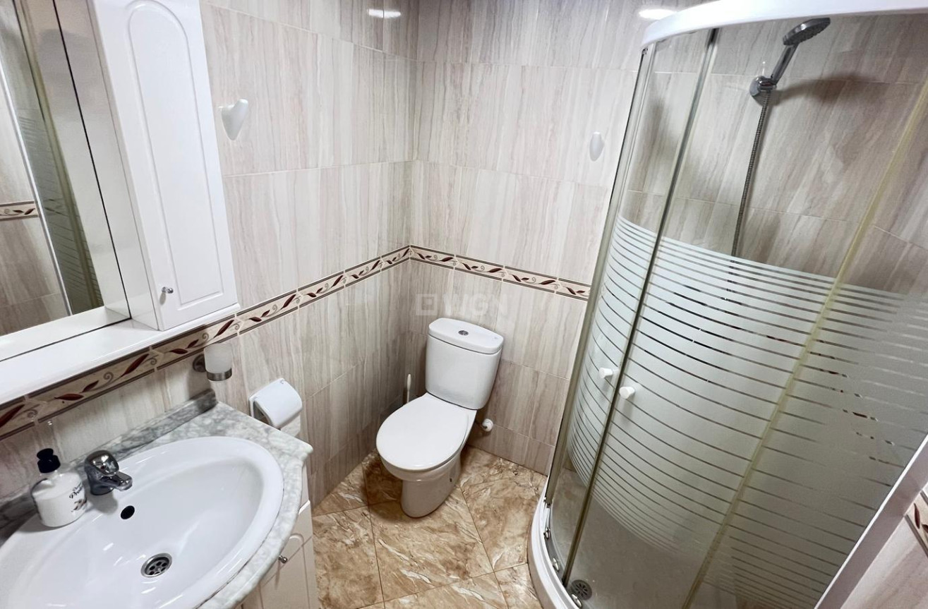 Reventa - Apartamento / piso - Torrevieja - Playa de los Locos