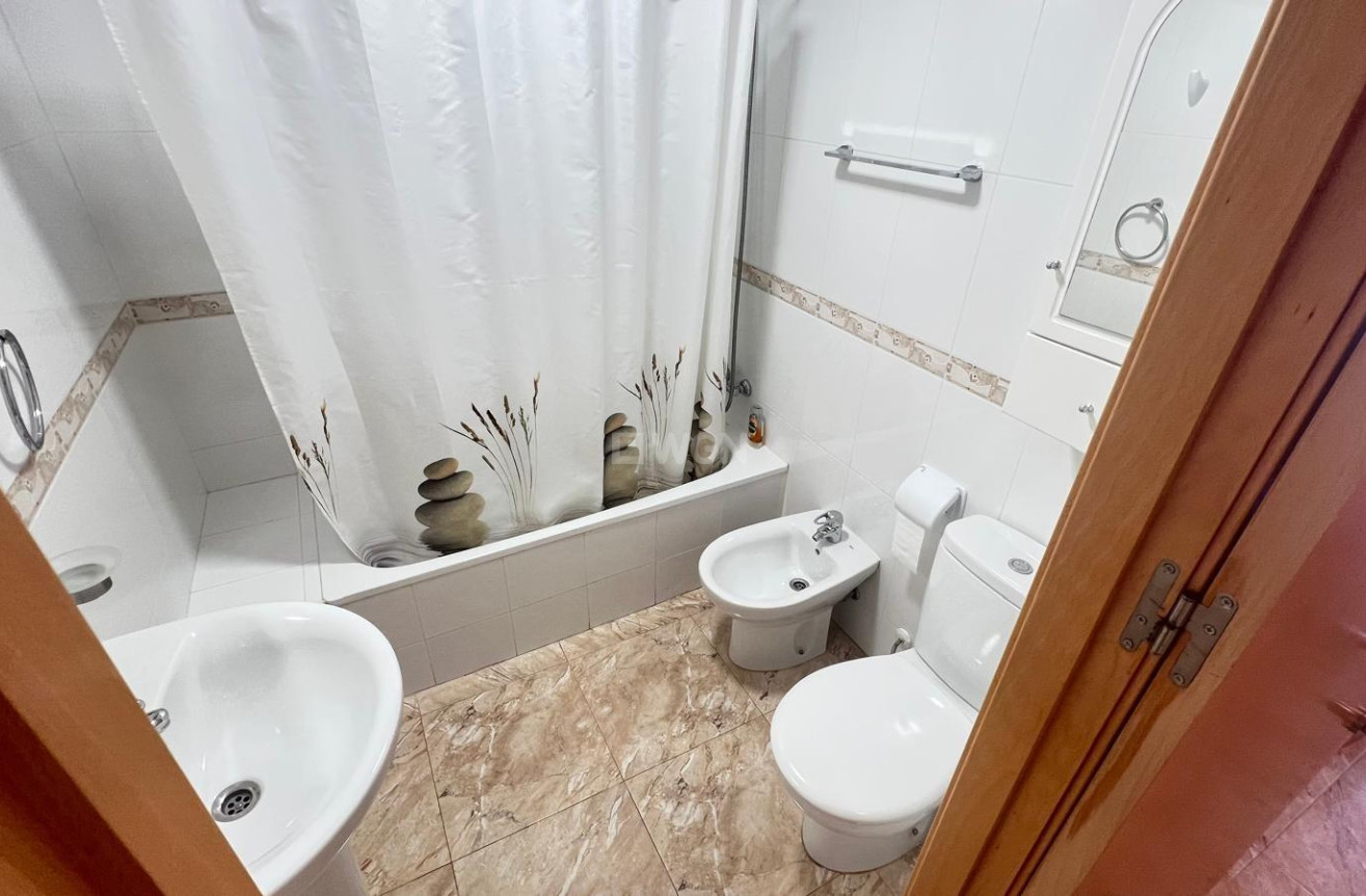 Reventa - Apartamento / piso - Torrevieja - Playa de los Locos