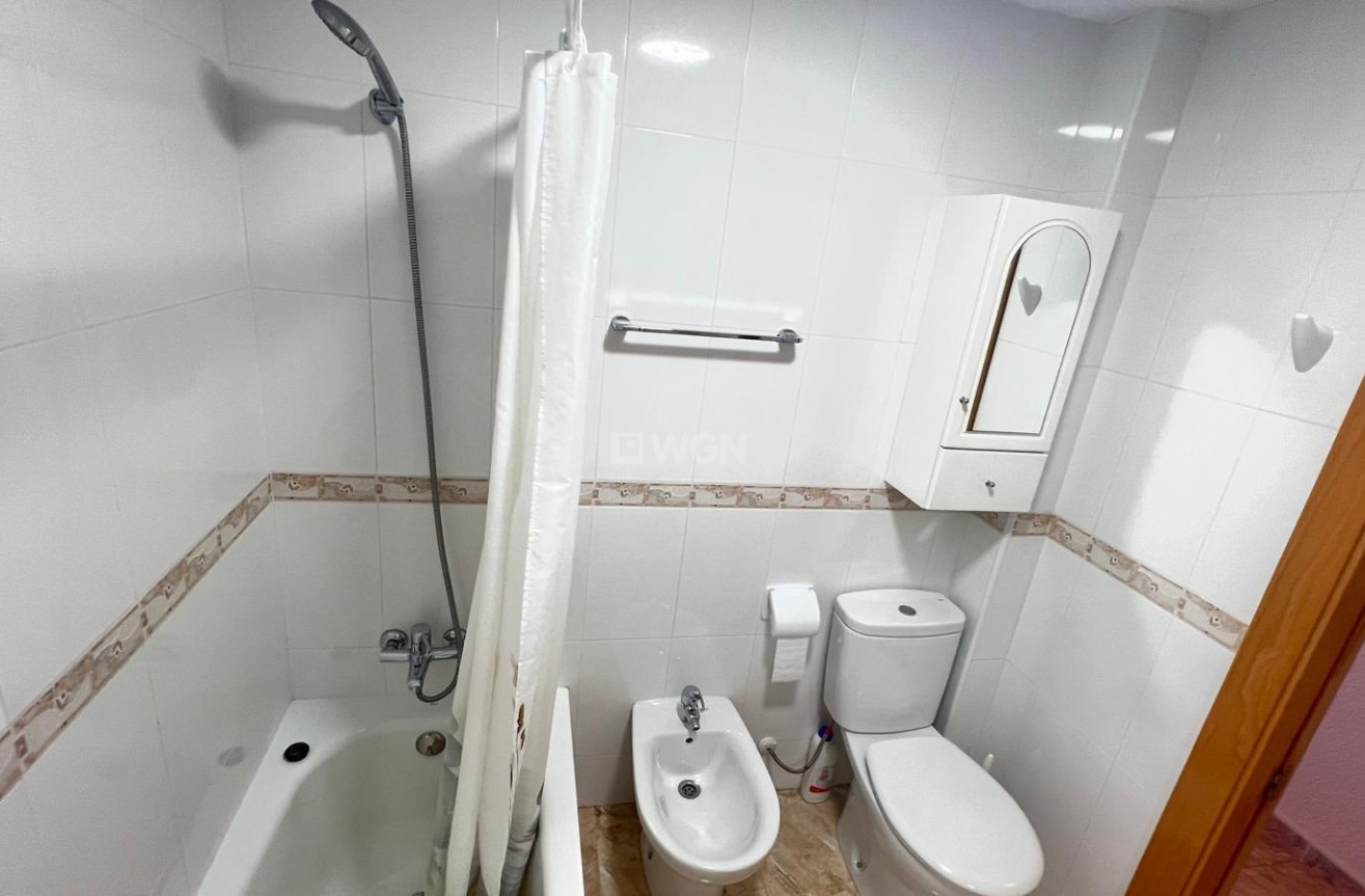 Reventa - Apartamento / piso - Torrevieja - Playa de los Locos