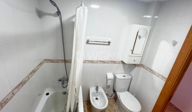 Reventa - Apartamento / piso - Torrevieja - Playa de los Locos
