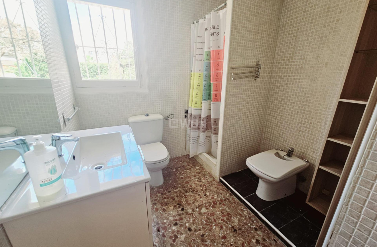 Odsprzedaż - Villa - Torrevieja - Los Balcones - Los Altos del Edén