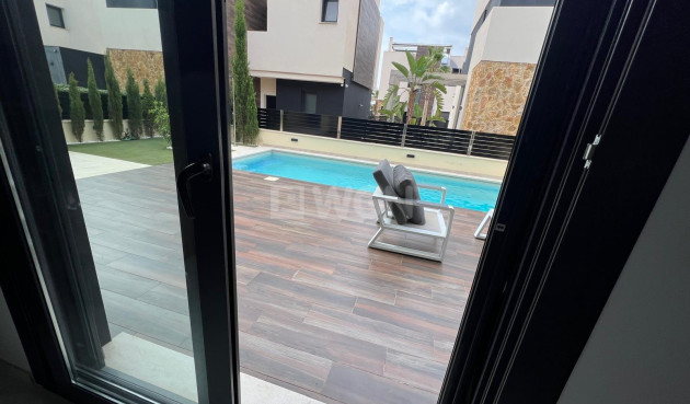 Reventa - Villa - Orihuela Costa - Lomas de Cabo Roig