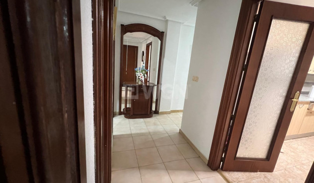 Resale - Apartment / flat - Torrevieja - Playa del Cura