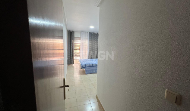 Resale - Apartment / flat - Torrevieja - Playa del Cura