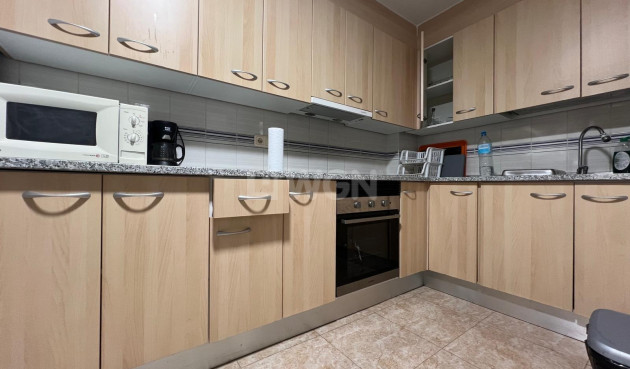 Resale - Apartment / flat - Torrevieja - Playa del Cura