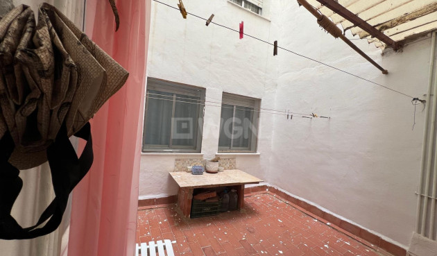 Resale - Apartment / flat - Torrevieja - Playa del Cura