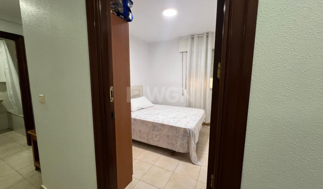 Resale - Apartment / flat - Torrevieja - Playa del Cura