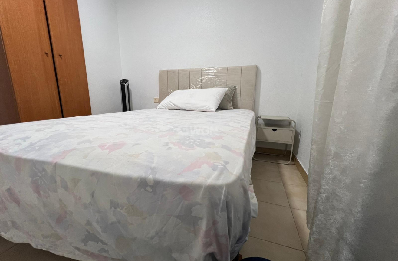 Resale - Apartment / flat - Torrevieja - Playa del Cura