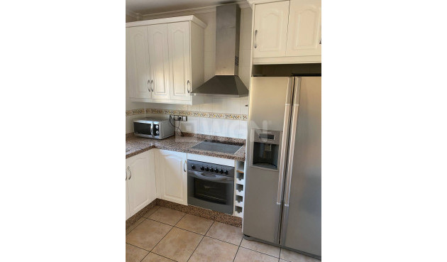 Wiederverkauf - Villa - Orihuela Costa - Villamartín-las Filipinas