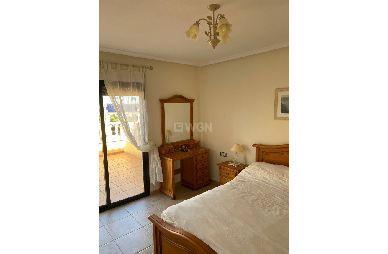 Wiederverkauf - Villa - Orihuela Costa - Villamartín-las Filipinas