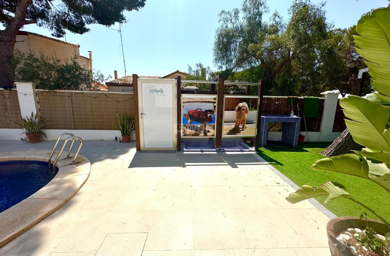 Odsprzedaż - Villa - Orihuela Costa - Rocio Del Mar