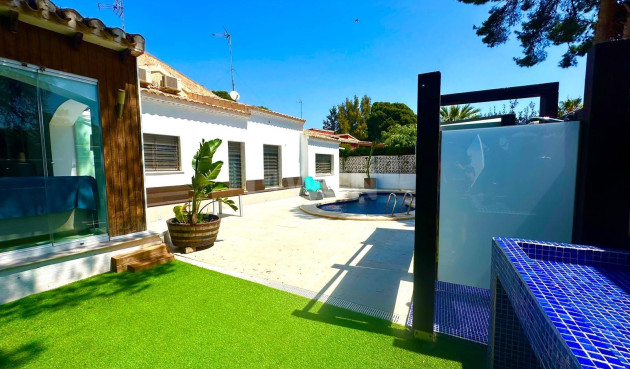 Odsprzedaż - Villa - Orihuela Costa - Rocio Del Mar