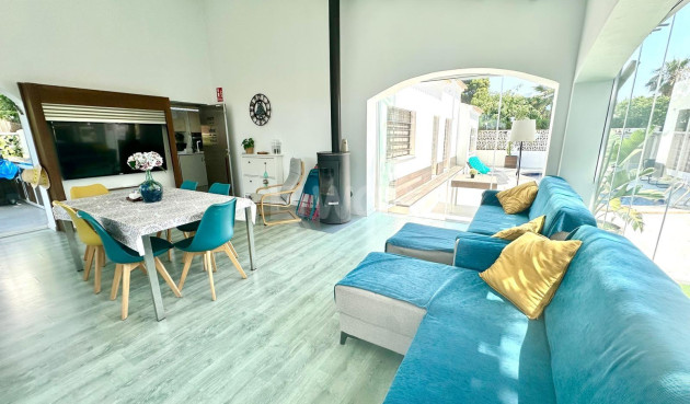 Odsprzedaż - Villa - Orihuela Costa - Rocio Del Mar