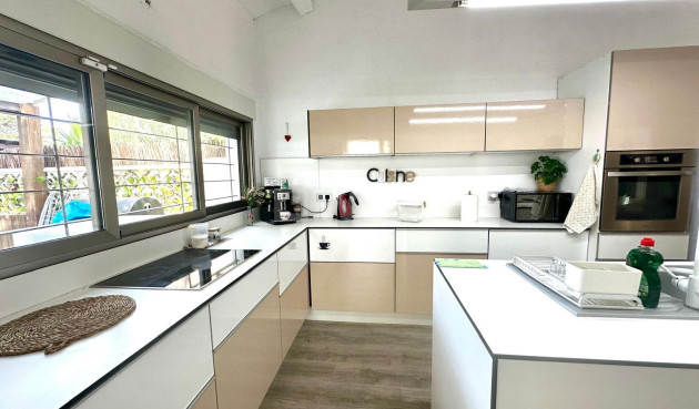 Odsprzedaż - Villa - Orihuela Costa - Rocio Del Mar