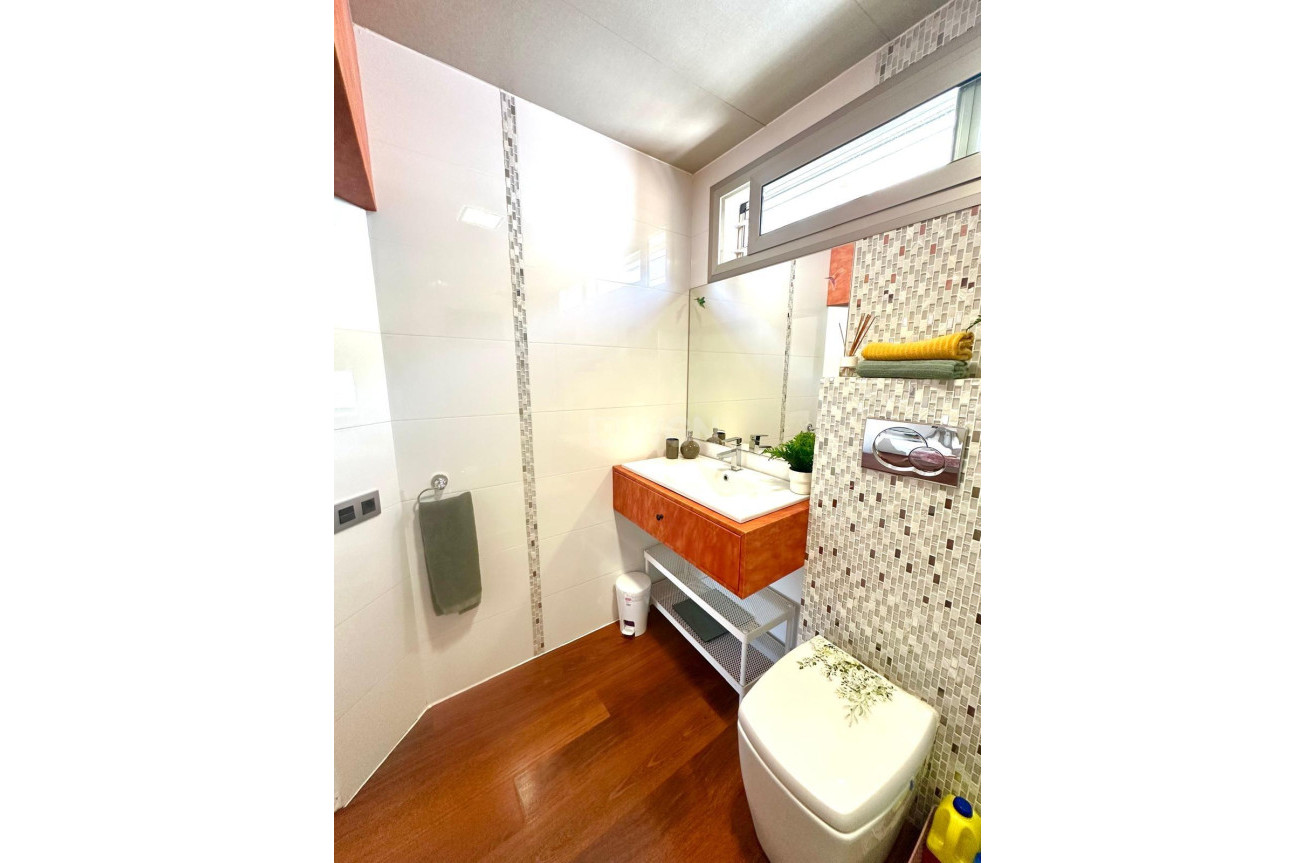 Odsprzedaż - Villa - Orihuela Costa - Rocio Del Mar