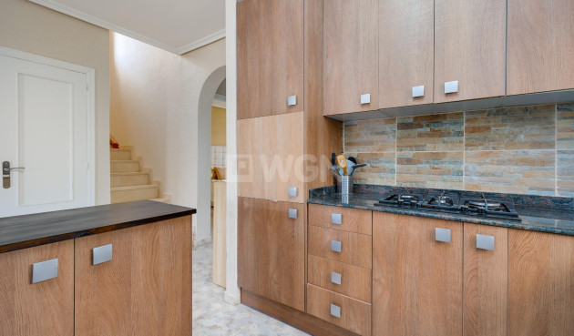 Odsprzedaż - Villa - Orihuela Costa - Villamartín-las Filipinas