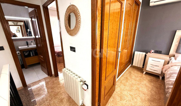 Odsprzedaż - Villa - Orihuela Costa - Villamartín