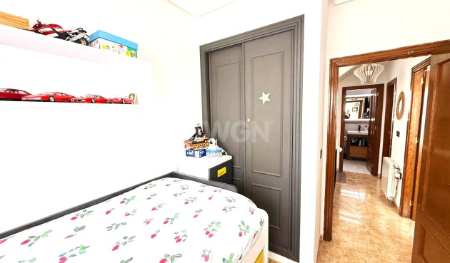 Odsprzedaż - Villa - Orihuela Costa - Villamartín