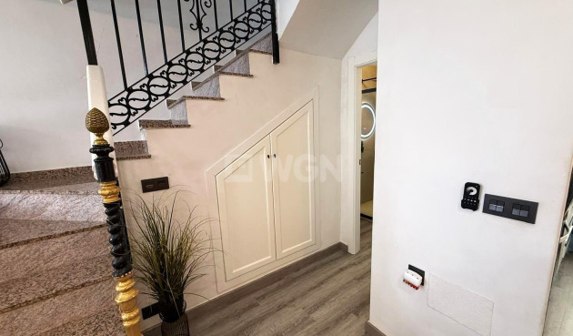 Odsprzedaż - Villa - Orihuela Costa - Villamartín