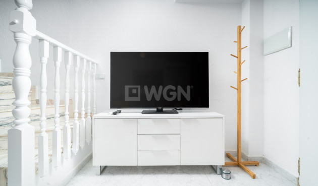 Odsprzedaż - Kamienica - Orihuela Costa - Los Almendros - La Florida