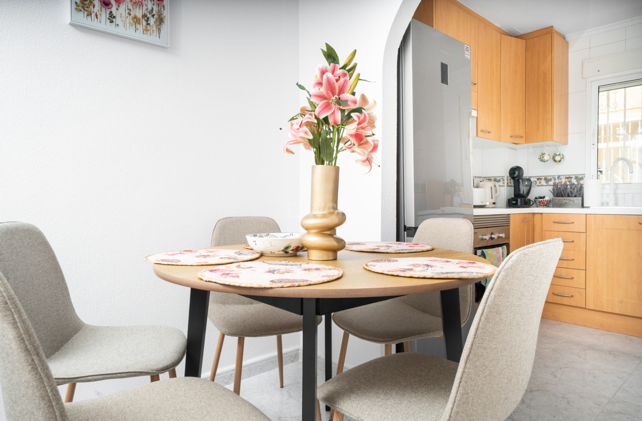 Odsprzedaż - Kamienica - Orihuela Costa - Los Almendros - La Florida