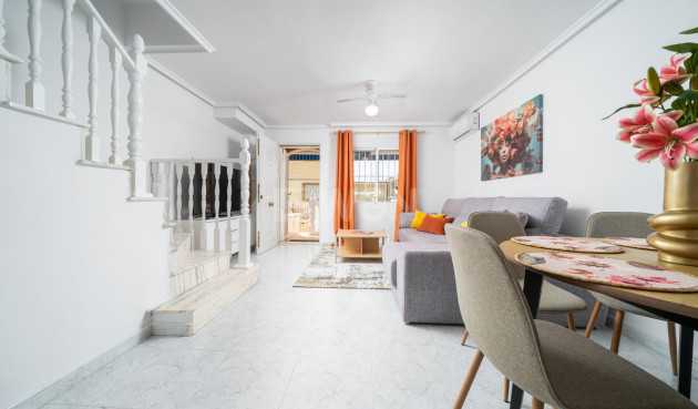 Odsprzedaż - Kamienica - Orihuela Costa - Los Almendros - La Florida