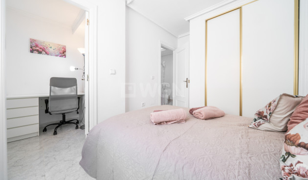 Odsprzedaż - Kamienica - Orihuela Costa - Los Almendros - La Florida