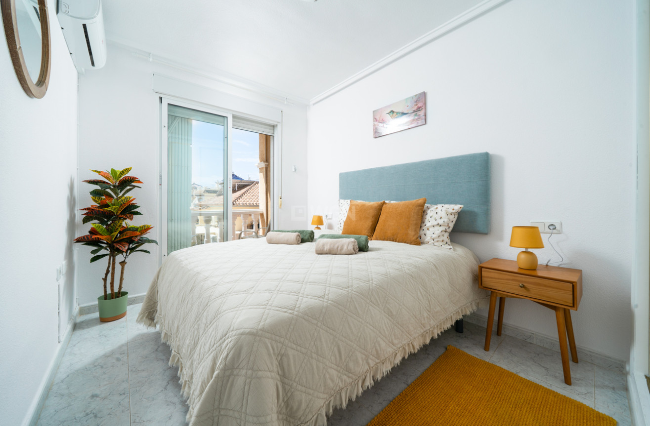 Odsprzedaż - Kamienica - Orihuela Costa - Los Almendros - La Florida