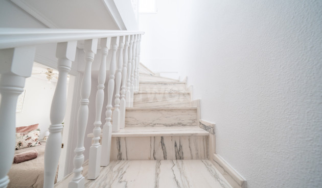 Odsprzedaż - Kamienica - Orihuela Costa - Los Almendros - La Florida