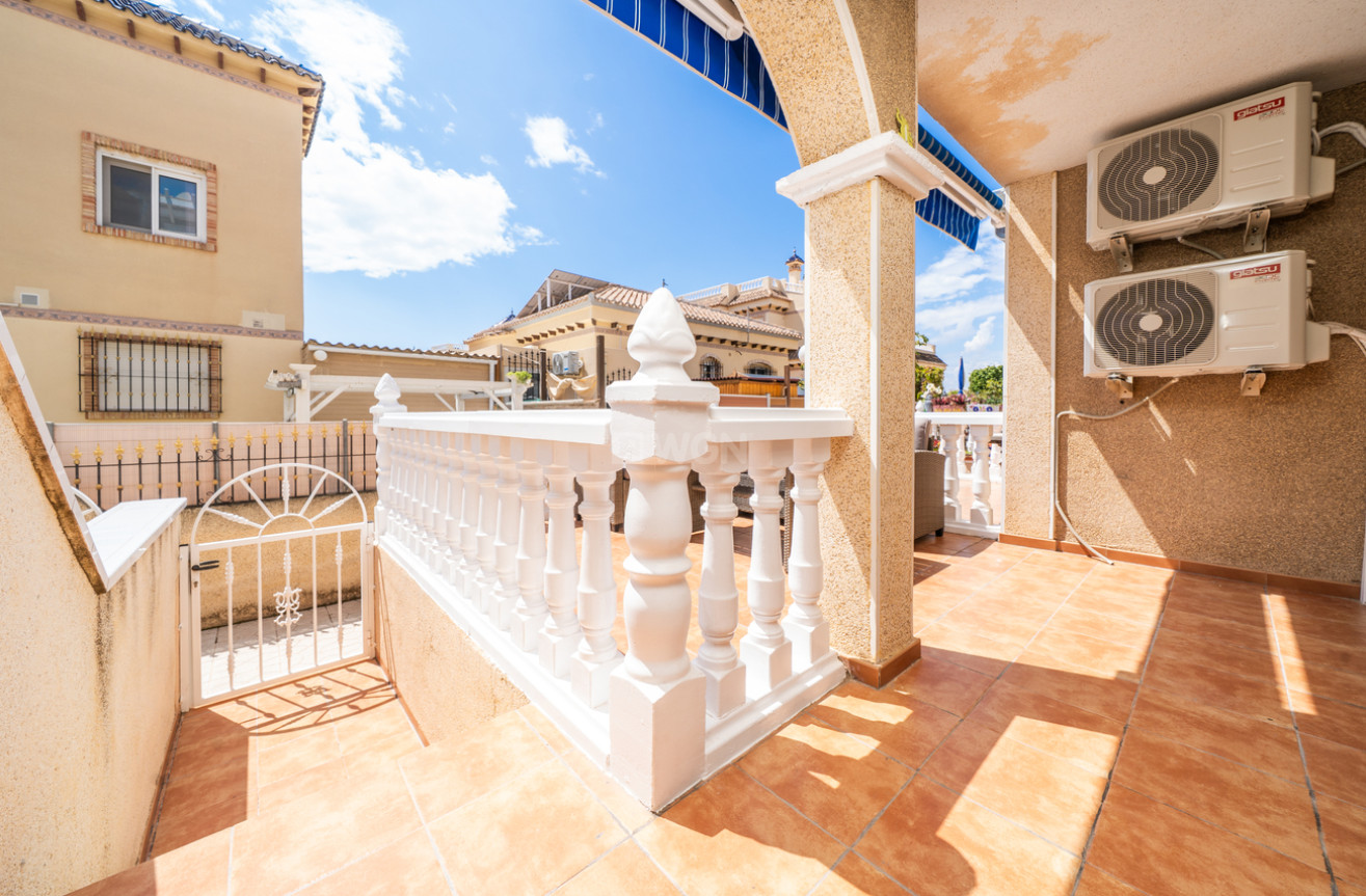 Odsprzedaż - Kamienica - Orihuela Costa - Los Almendros - La Florida