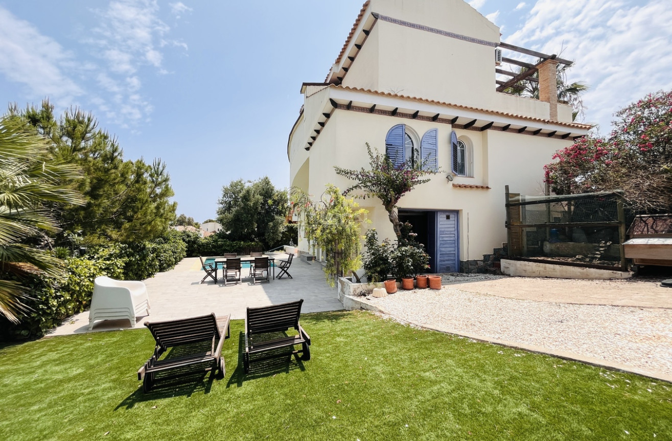 Wiederverkauf - Villa - La Zenia - Costa Blanca