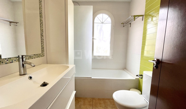 Wiederverkauf - Villa - La Zenia - Costa Blanca