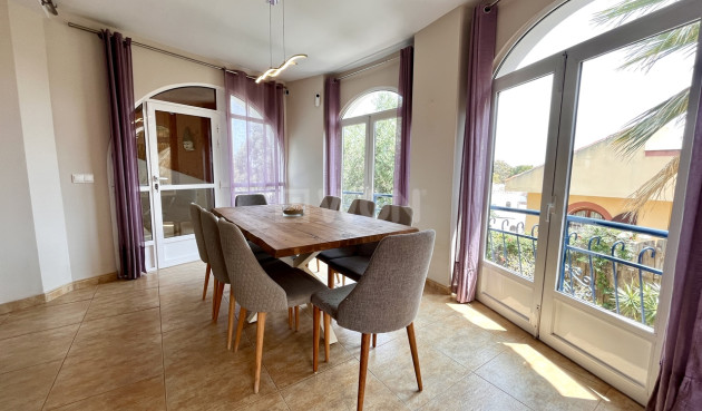 Wiederverkauf - Villa - La Zenia - Costa Blanca