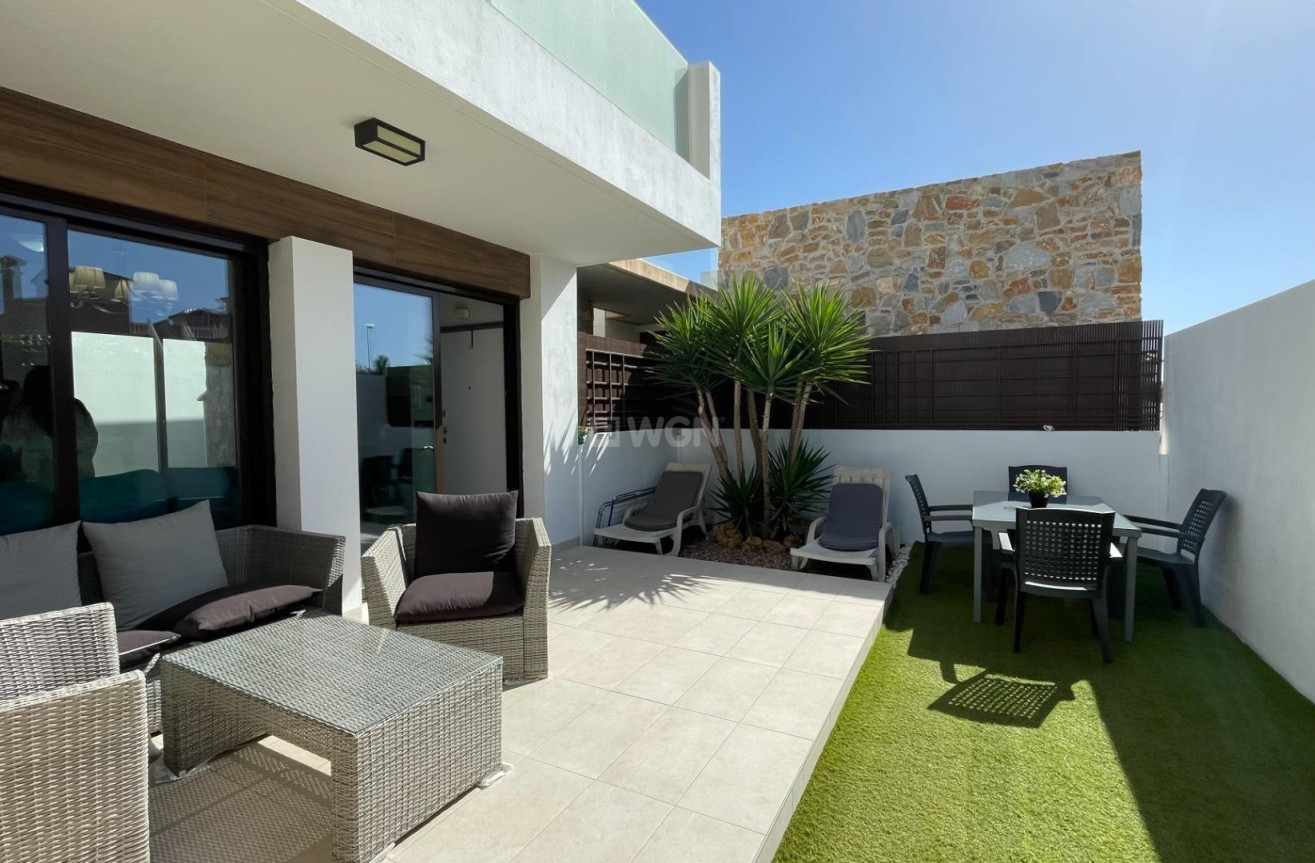 Wiederverkauf - Villa - Orihuela Costa - Lomas de Cabo Roig