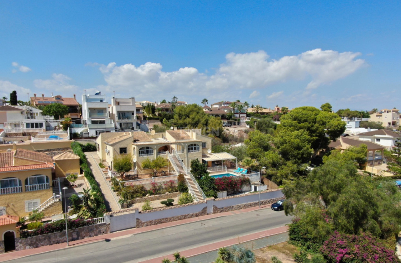 Reventa - Villa - Torrevieja - Costa Blanca