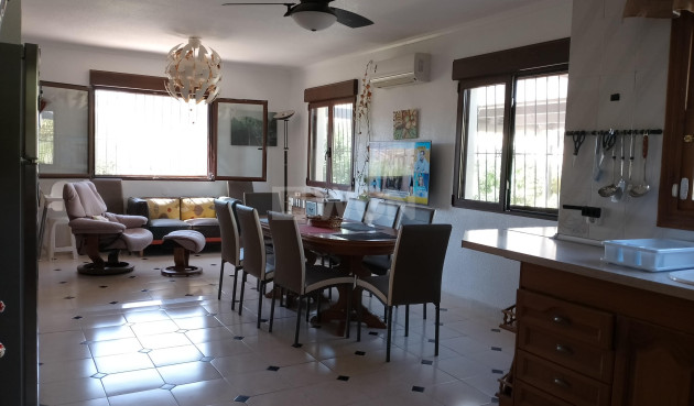 Reventa - Villa - Torrevieja - Costa Blanca