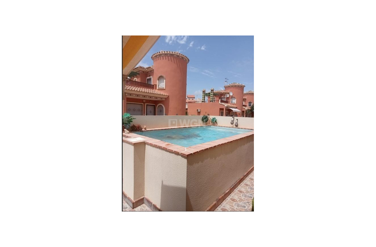 Odsprzedaż - Villa - Orihuela Costa - Playa Flamenca