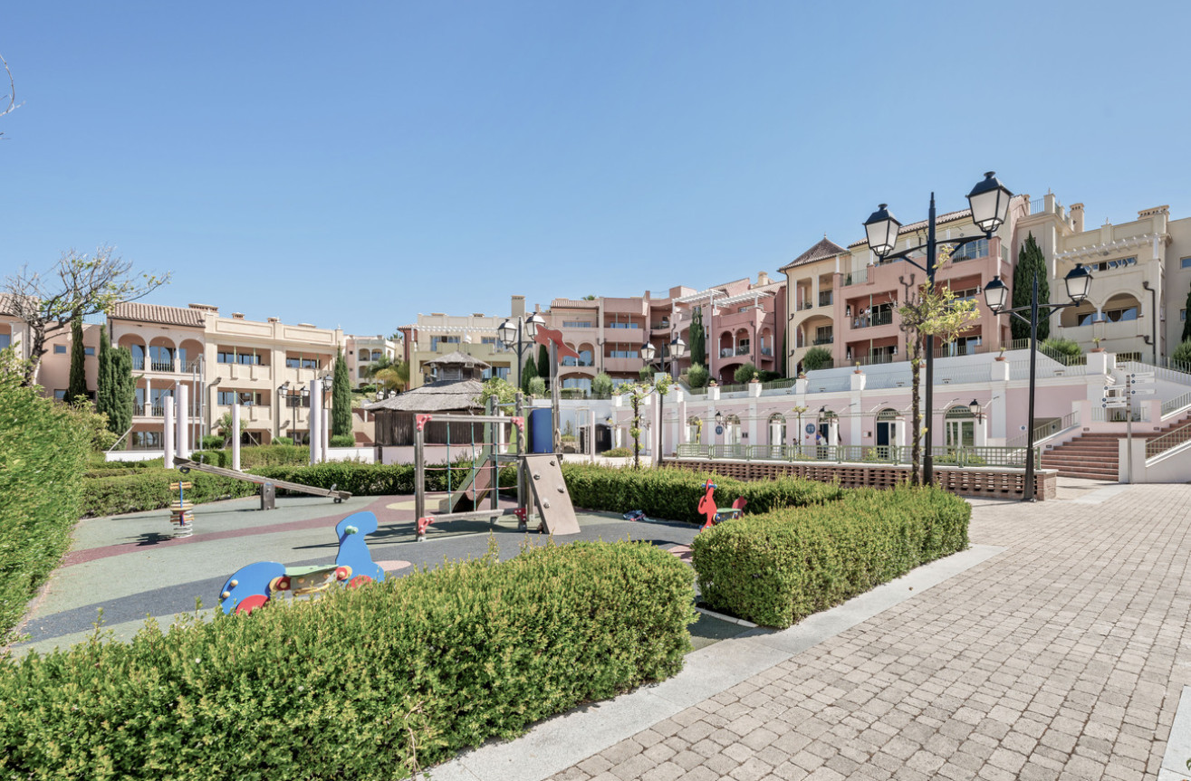 Resale - Apartment / flat - Manilva - Costa del Sol