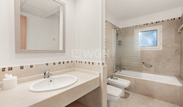 Resale - Apartment / flat - Manilva - Costa del Sol