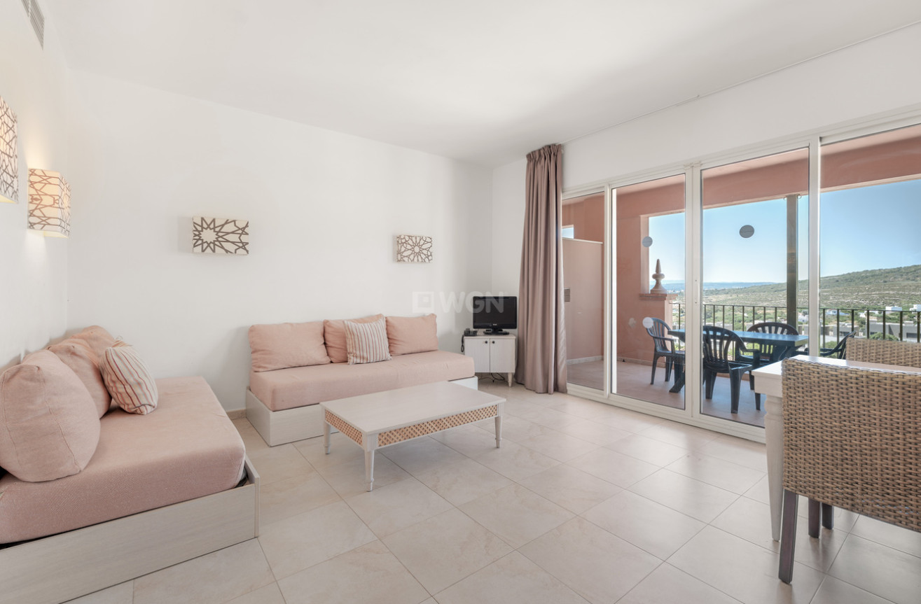 Resale - Apartment / flat - Manilva - Costa del Sol