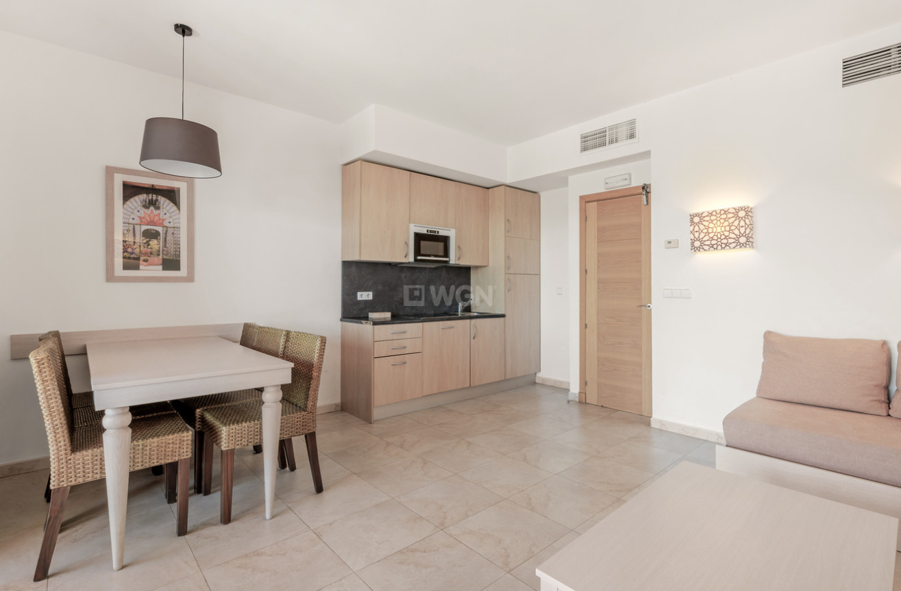 Resale - Apartment / flat - Manilva - Costa del Sol